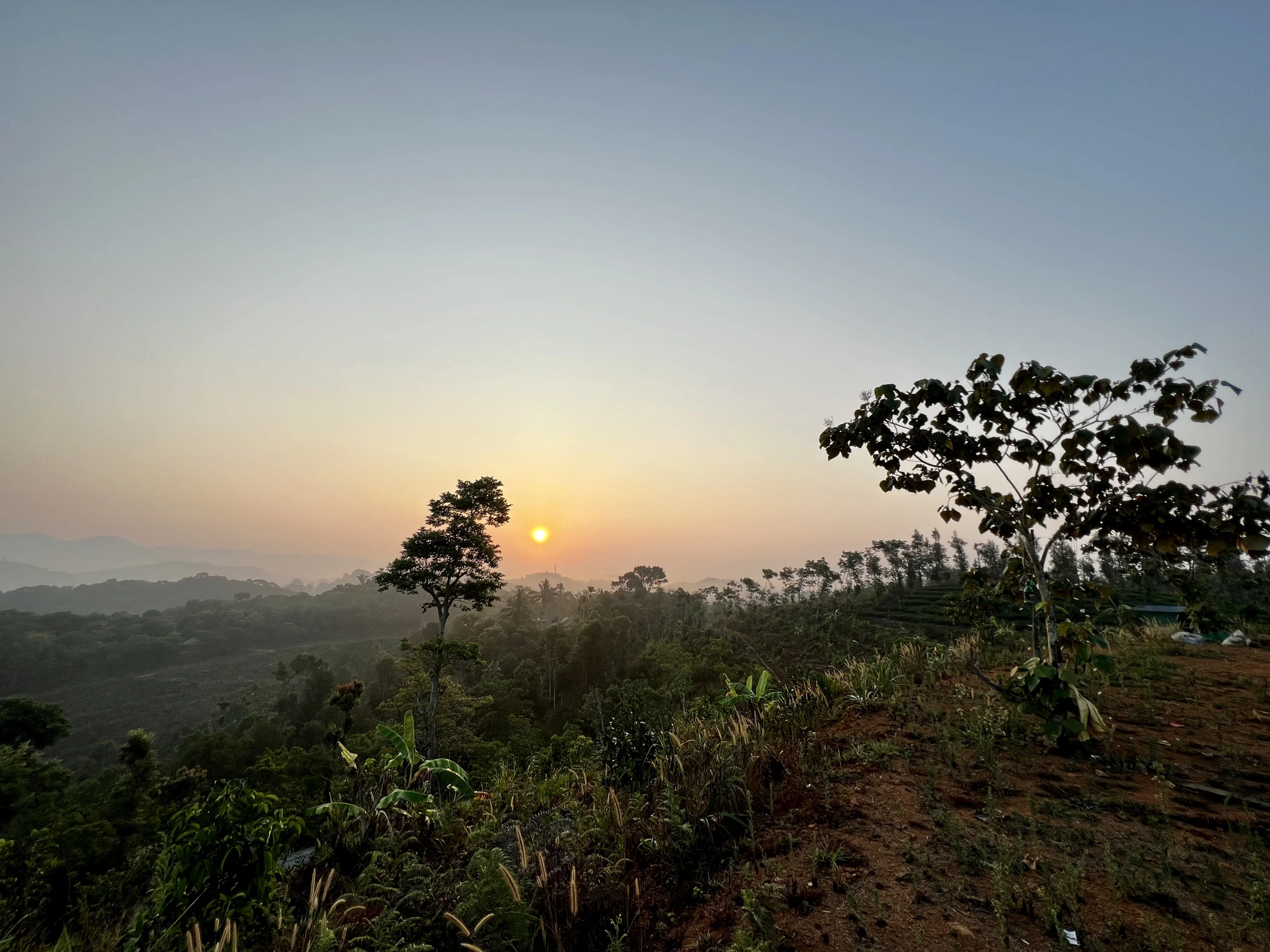 Paysage calme au lever du soleil – méditations guidées